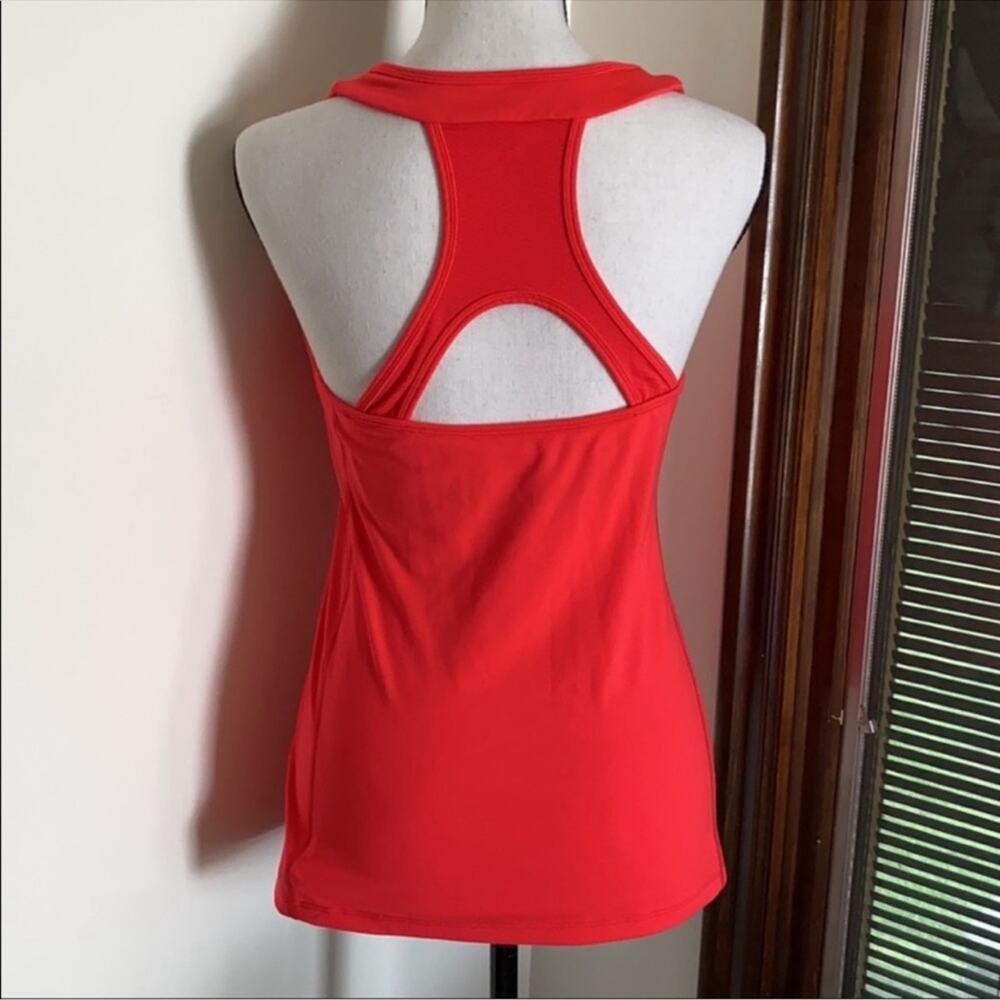 GapFit | Racerback Tank Size S - Picture 3 of 9